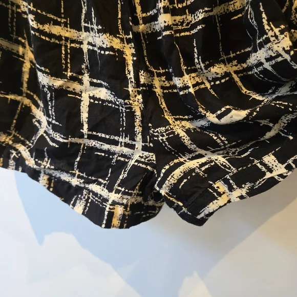 Majora Romper Size Small - Picture 3 of 8